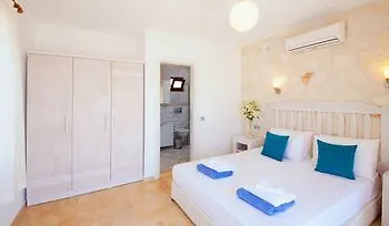 Air 4* Kalkan